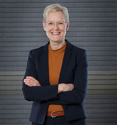 portraitfoto-liebenau-strube-systemisches-coaching-kassel-mobil Liebenau-Strube Systemisches Coaching und Beratung